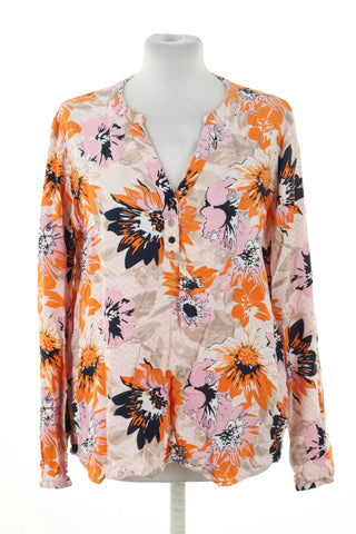 Blouse flowers