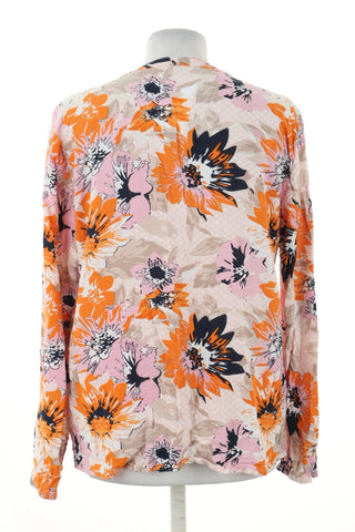 Blouse flowers