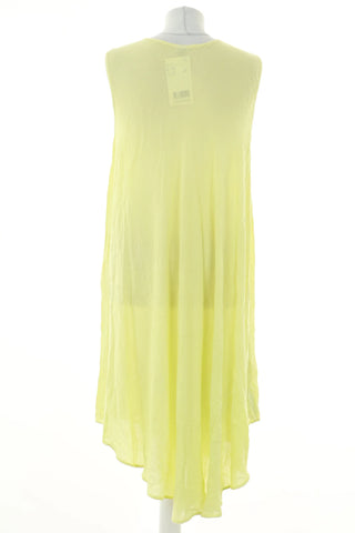 Yellow dress