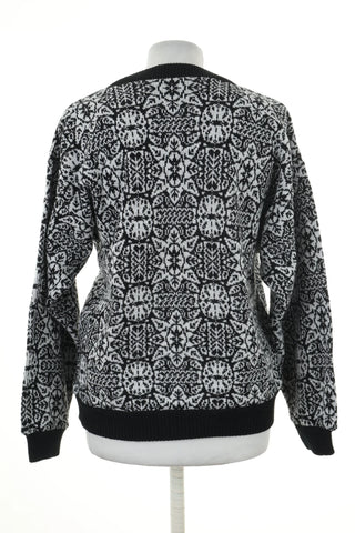 Sweter czarny wzorek