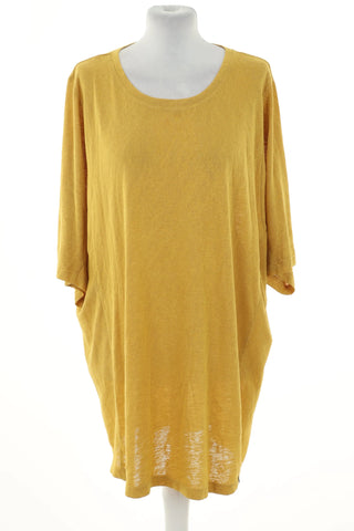 Yellow dress