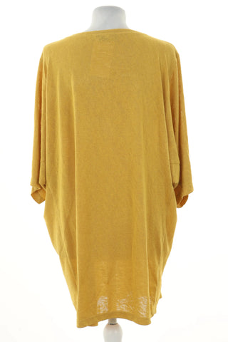 Yellow dress