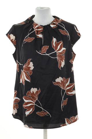 Black blouse flowers