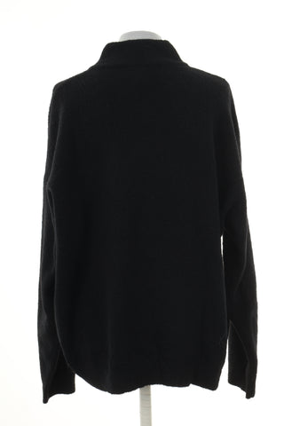 Sweter czarny
