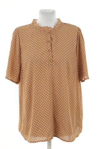 Beige blouse with dots