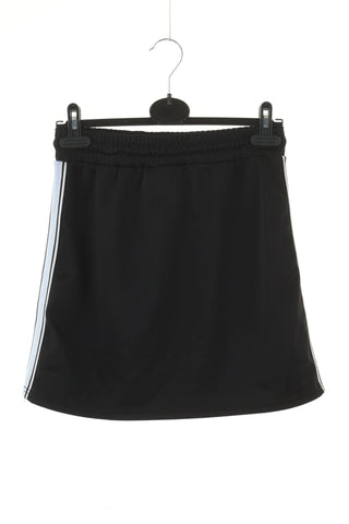 Black skirt