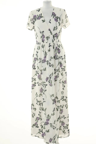 Weißes Kleid Blumen