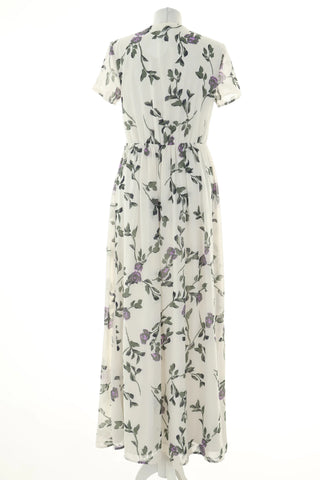 Weißes Kleid Blumen