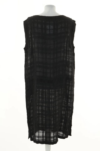 Black linen dress