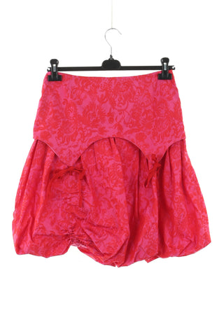 Rosa Rock mit Muster