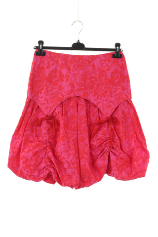 Rosa Rock mit Muster