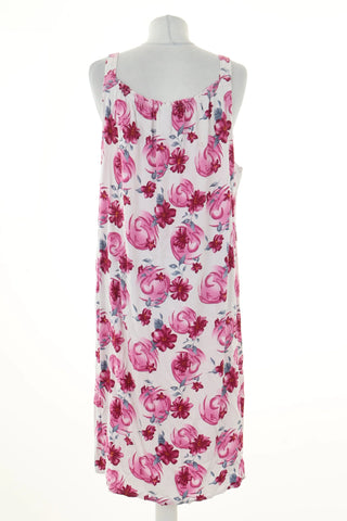 White dress flowers
