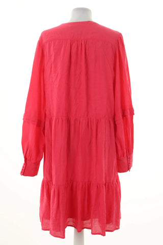 Pink dress