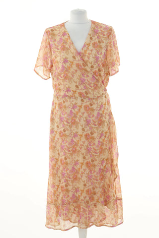 Dress flowers