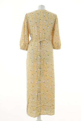 Yellow dress with flowers