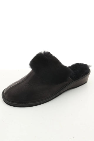 Kapcie czarne skóra