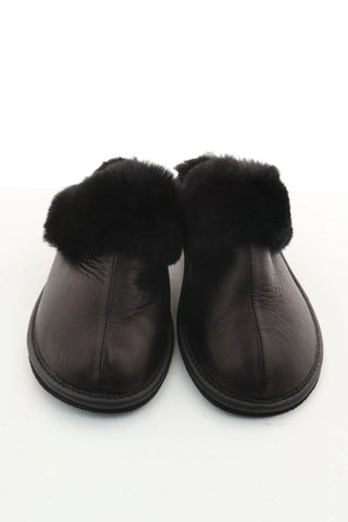 Kapcie czarne skóra