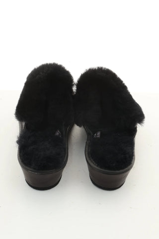 Kapcie czarne skóra