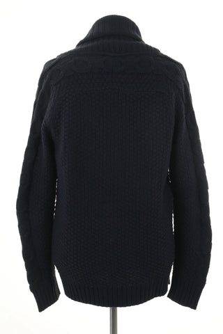 Dunkelblauer Pullover