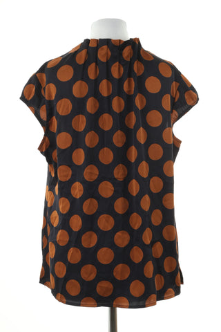 Black blouse with dots