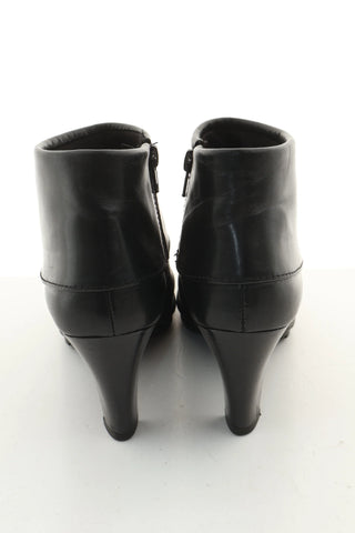 Čierne kožené členkové topánky