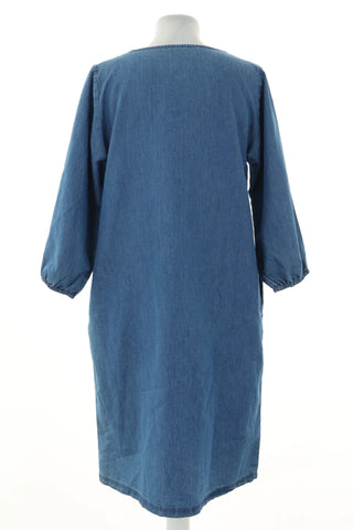 Blaues Kleid