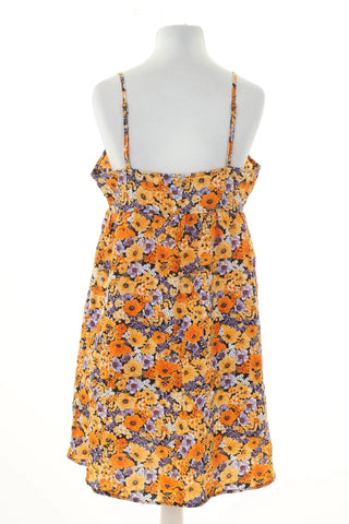 Dress flowers