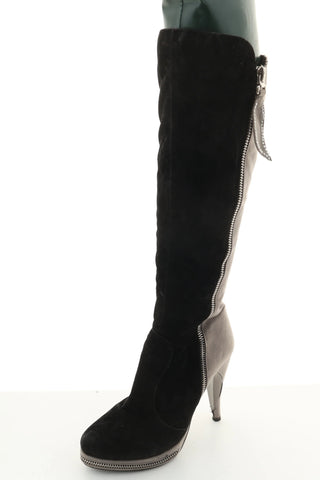 Čiernosivé čižmy