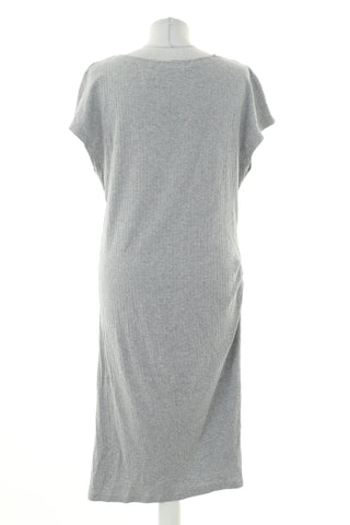 Graues Kleid