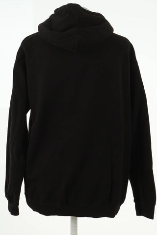 Schwarzer Pullover