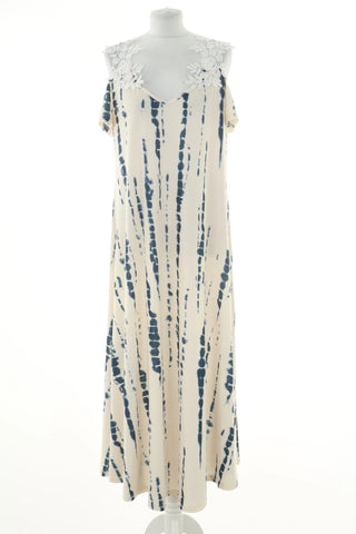 Beige dress with pattern