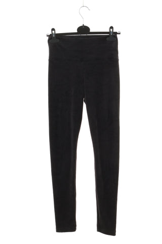 Juodos veliūrinės tamprės