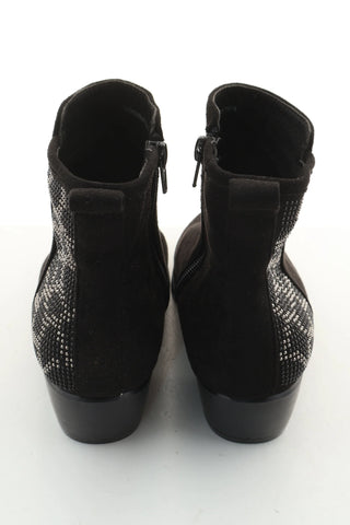 Čierne členkové topánky