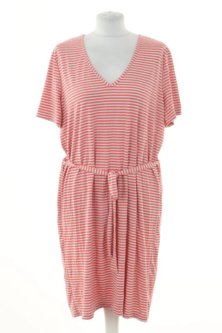 Dress stripes