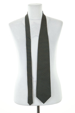 Green tie with pattern silk