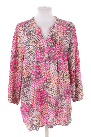Patterned blouse
