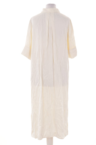 Cremefarbenes Kleid
