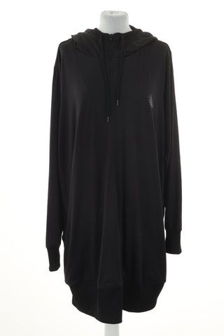 Sukienka czarna sportowa