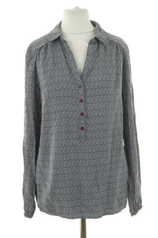 Patterned blouse