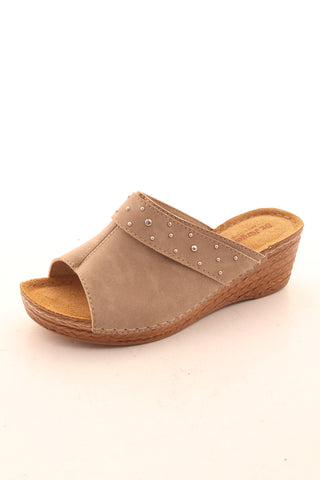 Béžové pantofle