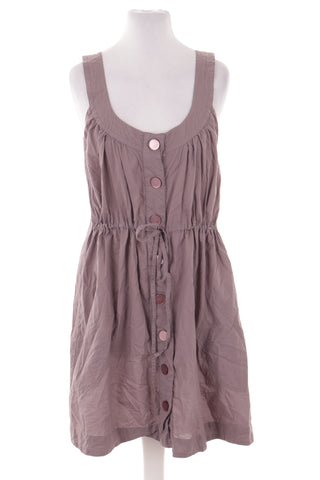 Beiges Kleid