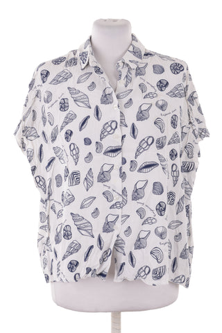 Patterned blouse