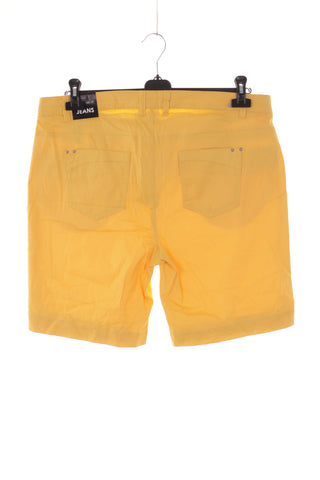Yellow shorts