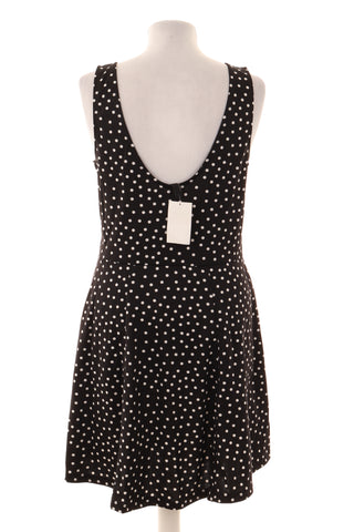 Kleid mit Punkten