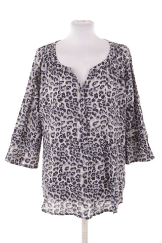 Patterned blouse