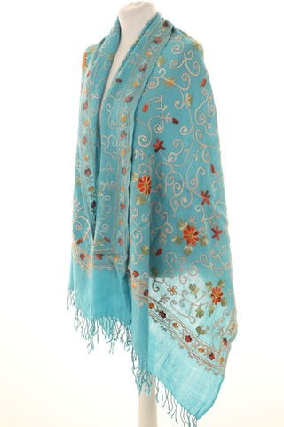 Szal haftowany