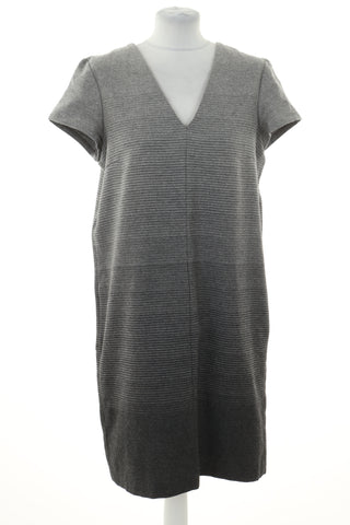 Sukienka szara 49% wełna