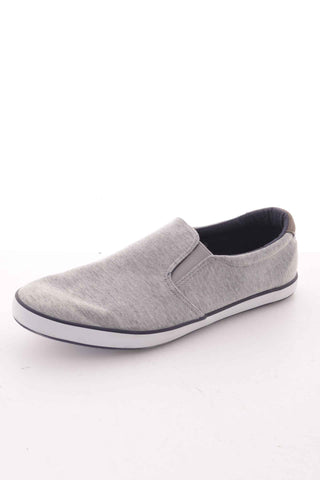 Buty szare