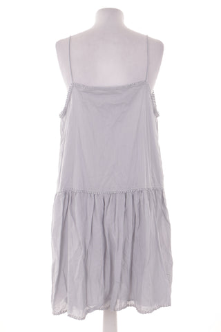Gray dress