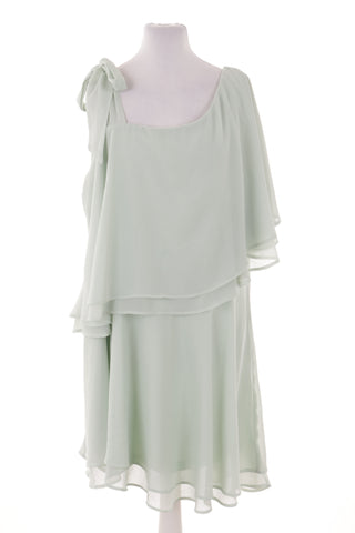 Mintfarbenes Kleid